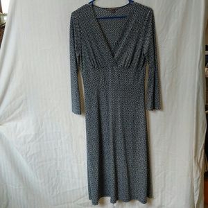 Suzie couture long sleeved v neck dress